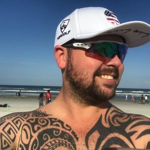 Meet your Posher, Derrick